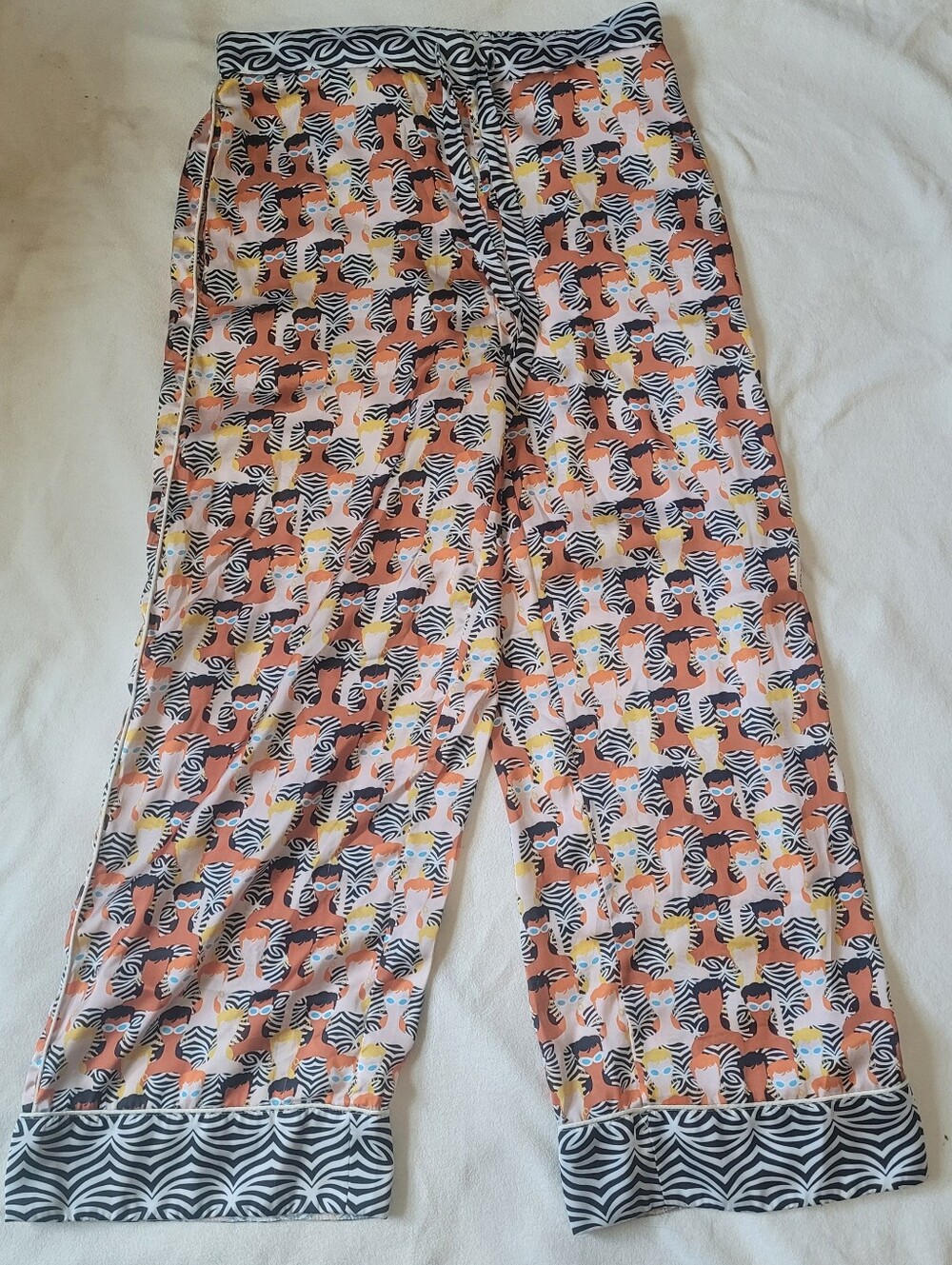 Barbie™ ❤️ Karen Mabon Poolside Cropped Silky Pajama Pants Size XS.